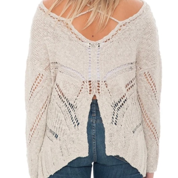 Braeve Anthologies crochet knit v neck with strap sweater tunic top - Picture 2 of 10